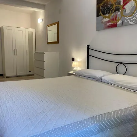 圣安德烈亚公寓 *